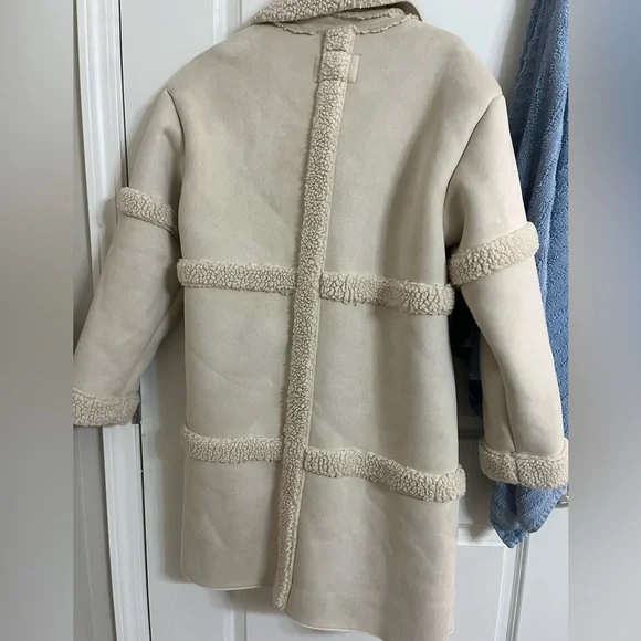 Bear paw coat - Picture 4 of 5